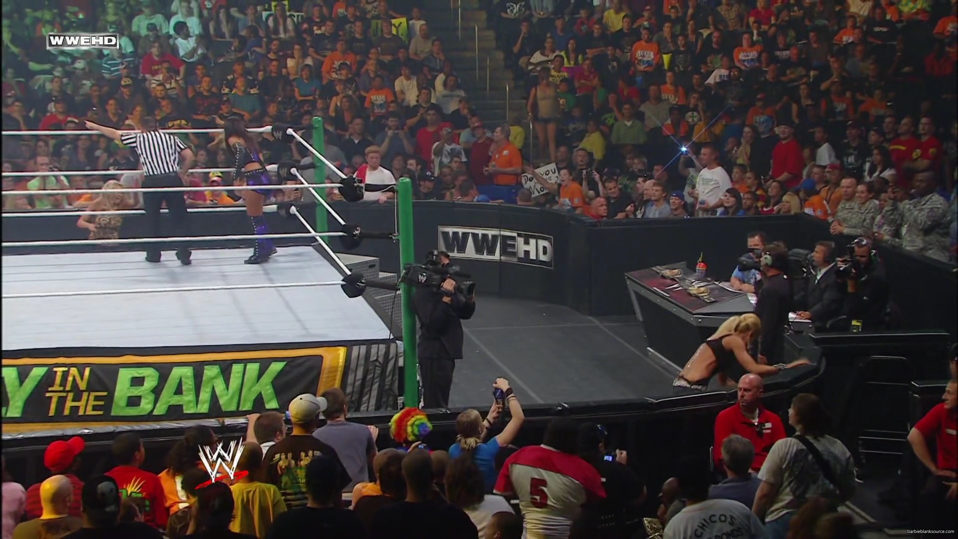 WWE_Money_In_The_Bank_2010_Kelly_vs_Layla_mp40473.jpg