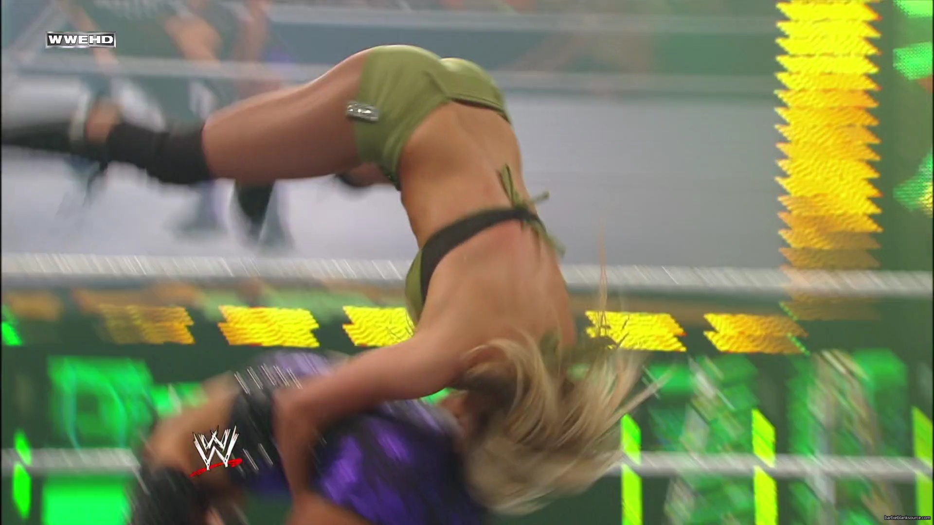 WWE_Money_In_The_Bank_2010_Kelly_vs_Layla_mp40553.jpg