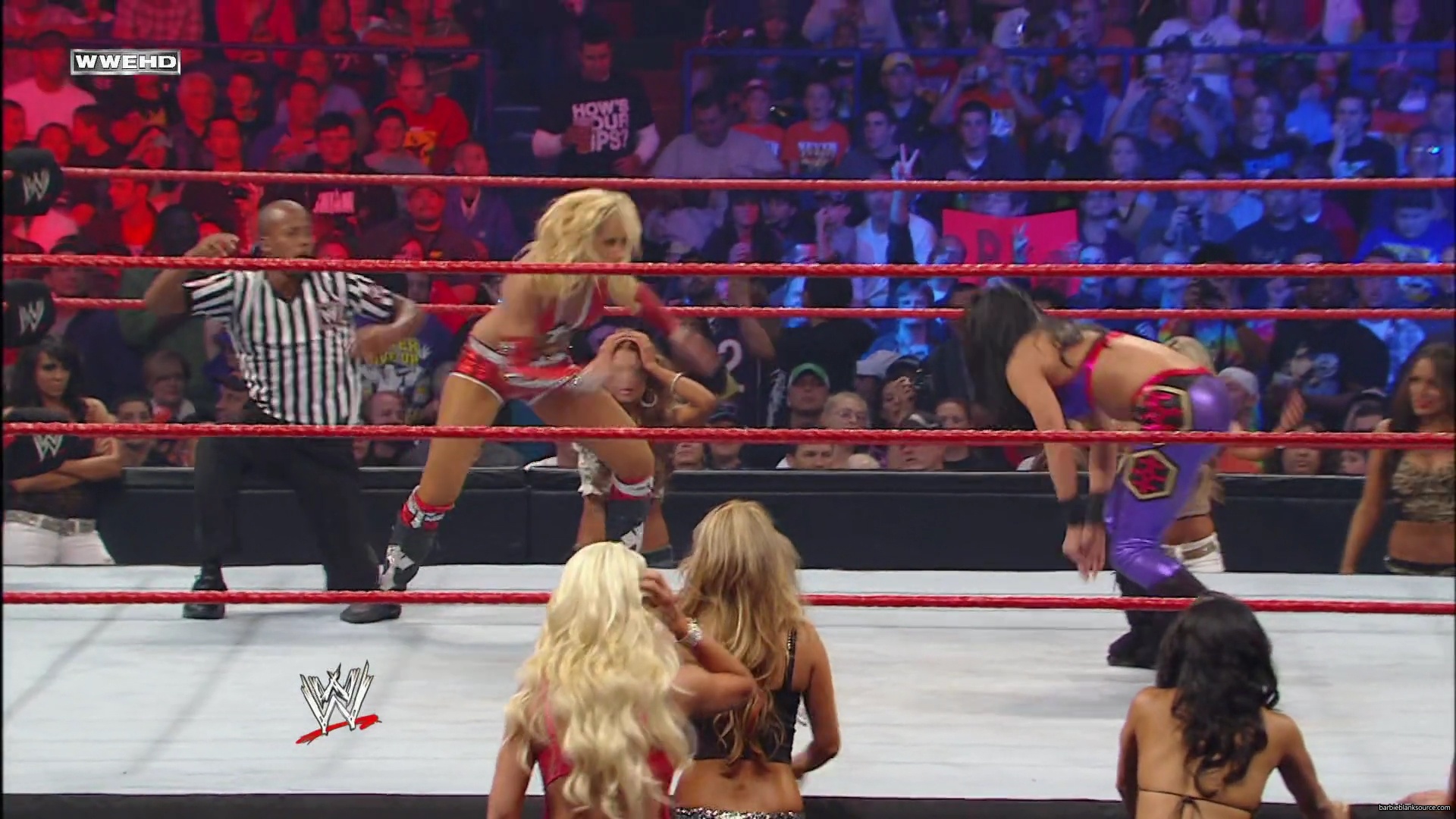 WWE_Night_Of_Champions_2010_Melina_vs_Michelle_mp41193.jpg WWE_Night_Of_Champions_2010_Melina_vs_Michelle_mp41193.jpg