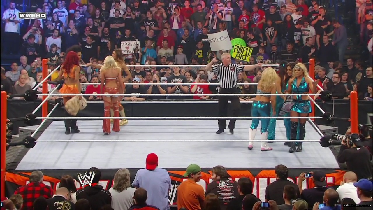 WWE_Royal_Rumble_2012_Alicia_Eve_Kelly_Tamina_vs_Bella_Twins_Beth_Natalya_mp40547.jpg