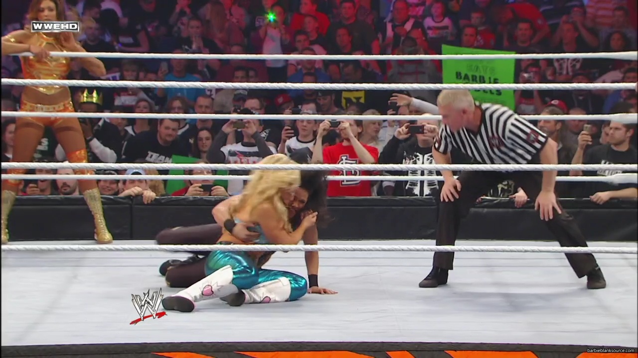 WWE_Royal_Rumble_2012_Alicia_Eve_Kelly_Tamina_vs_Bella_Twins_Beth_Natalya_mp40560.jpg