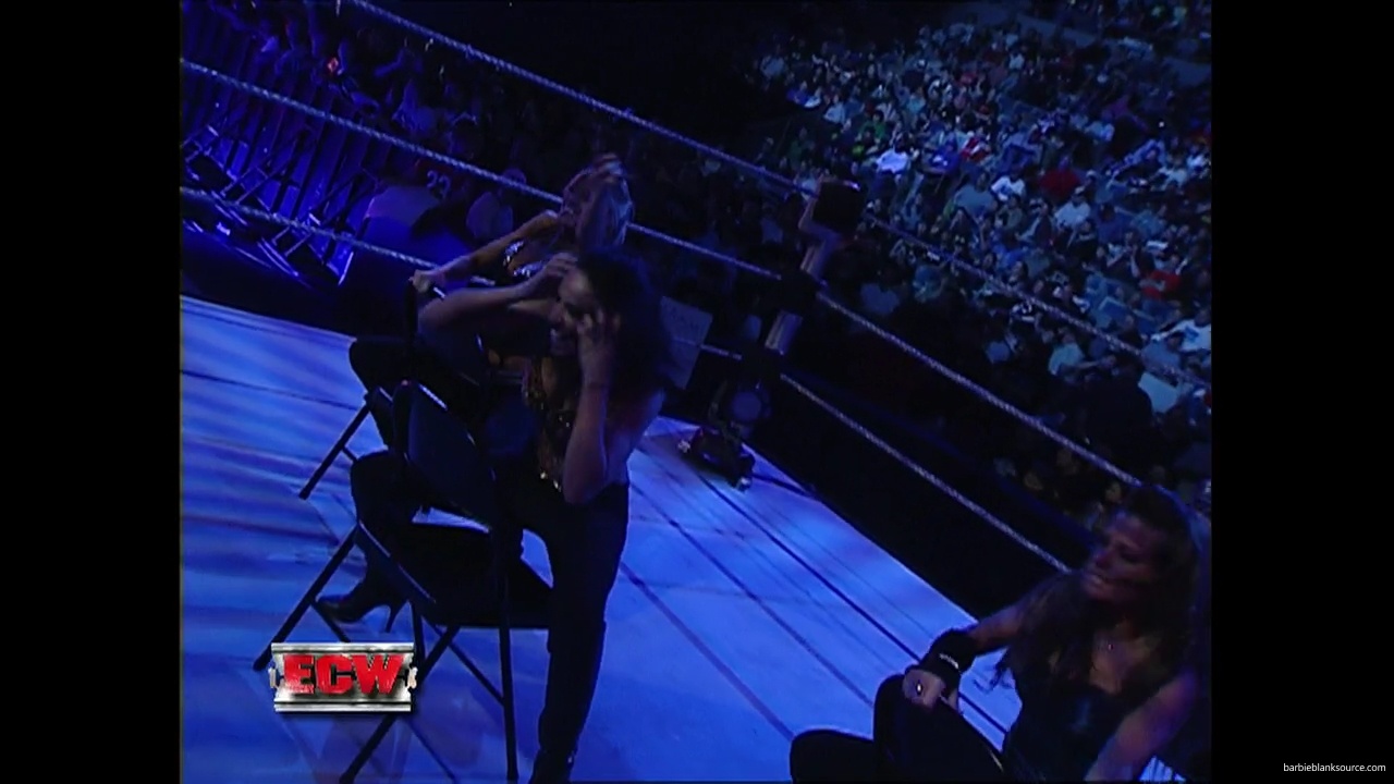 WWE_ECW_04_03_07_Extreme_Expose_Segment_mp40312.jpg