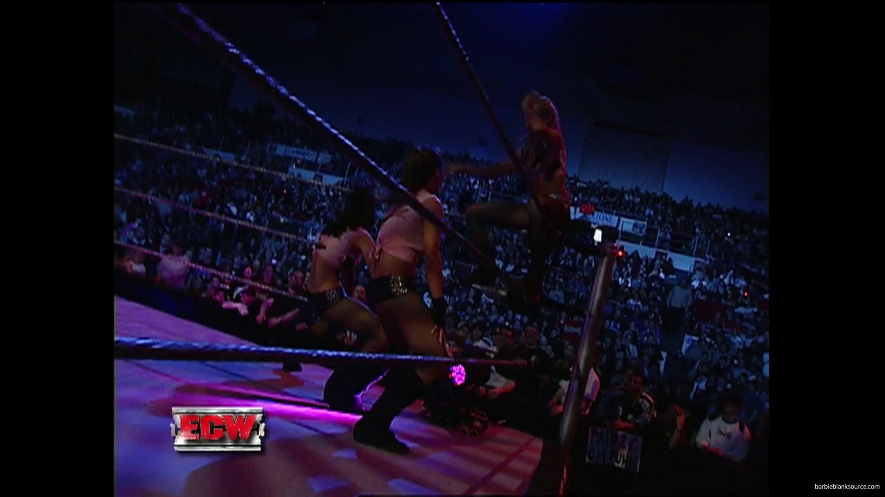 WWE_ECW_04_10_07_Extreme_Expose_Segment_mp40407.jpg