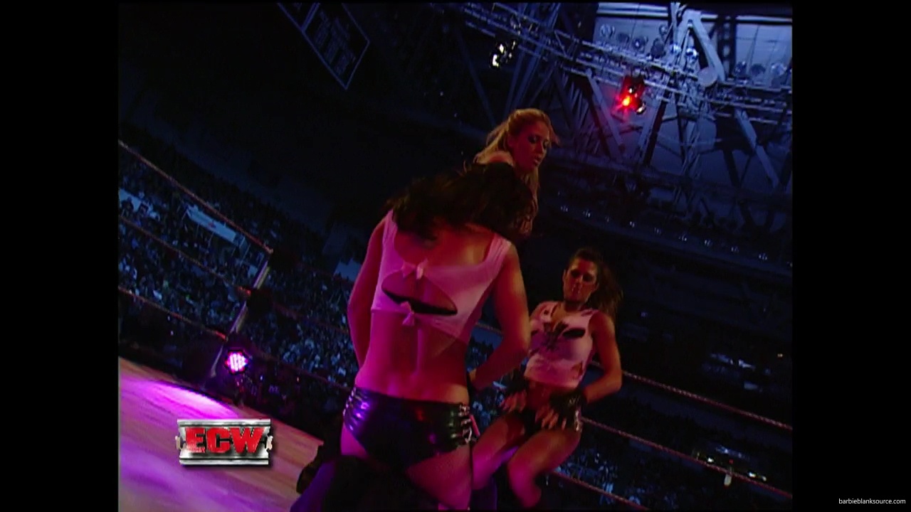 WWE_ECW_04_10_07_Extreme_Expose_Segment_mp40457.jpg