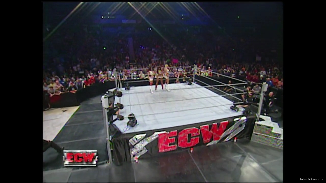 WWE_ECW_05_01_07_Extreme_Expose_Segment_mp40525.jpg