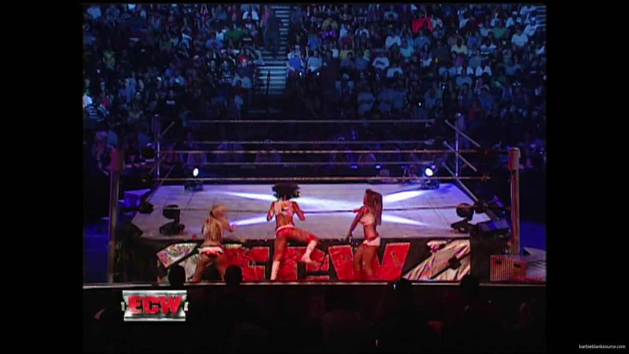 WWE_ECW_05_01_07_Extreme_Expose_Segment_mp40605.jpg