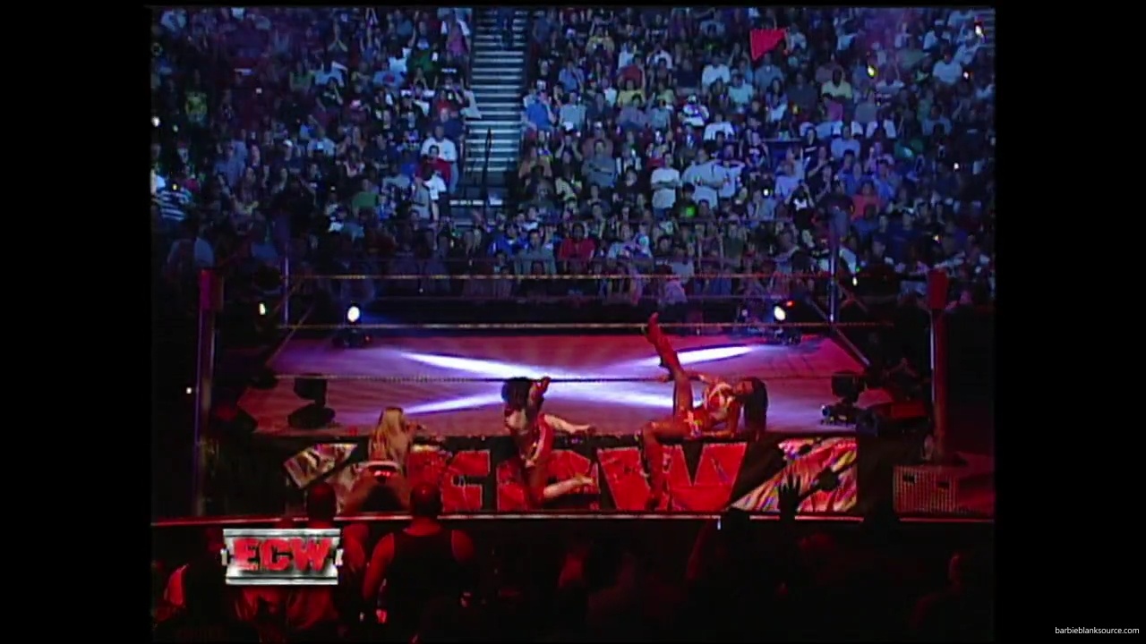 WWE_ECW_05_01_07_Extreme_Expose_Segment_mp40607.jpg