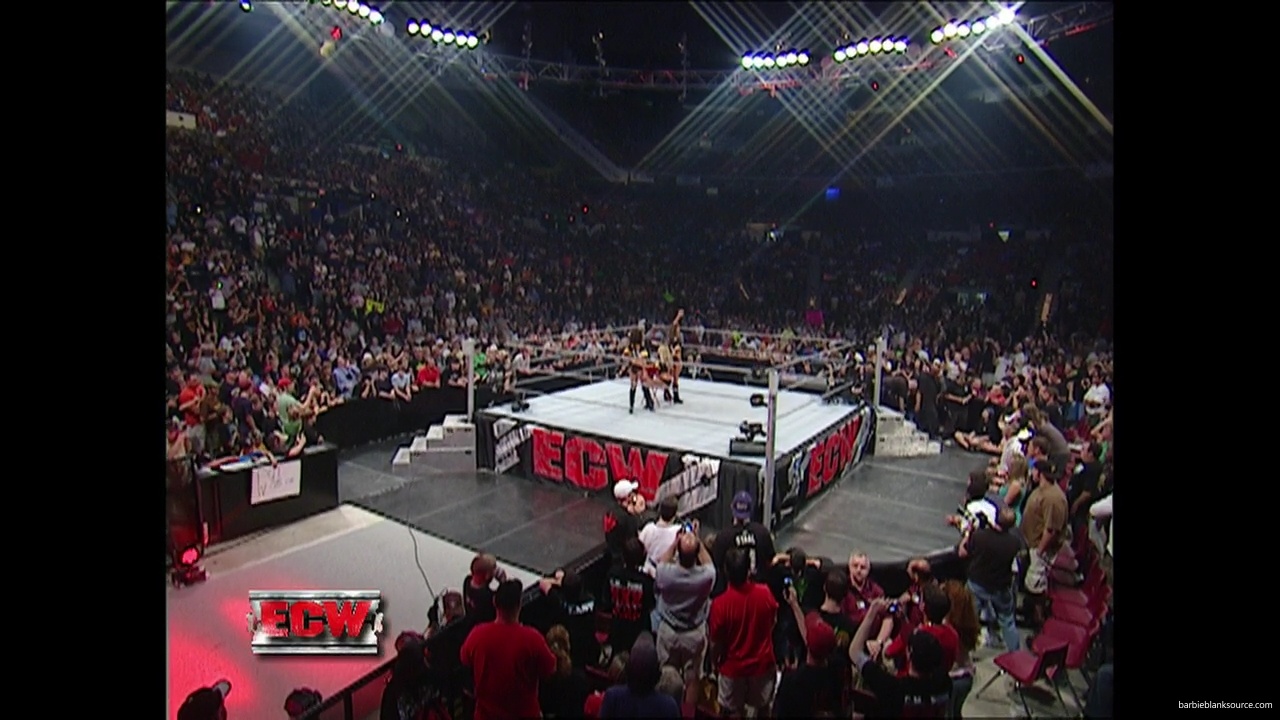 WWE_ECW_05_08_07_Extreme_Expose_Segment_mp40612.jpg
