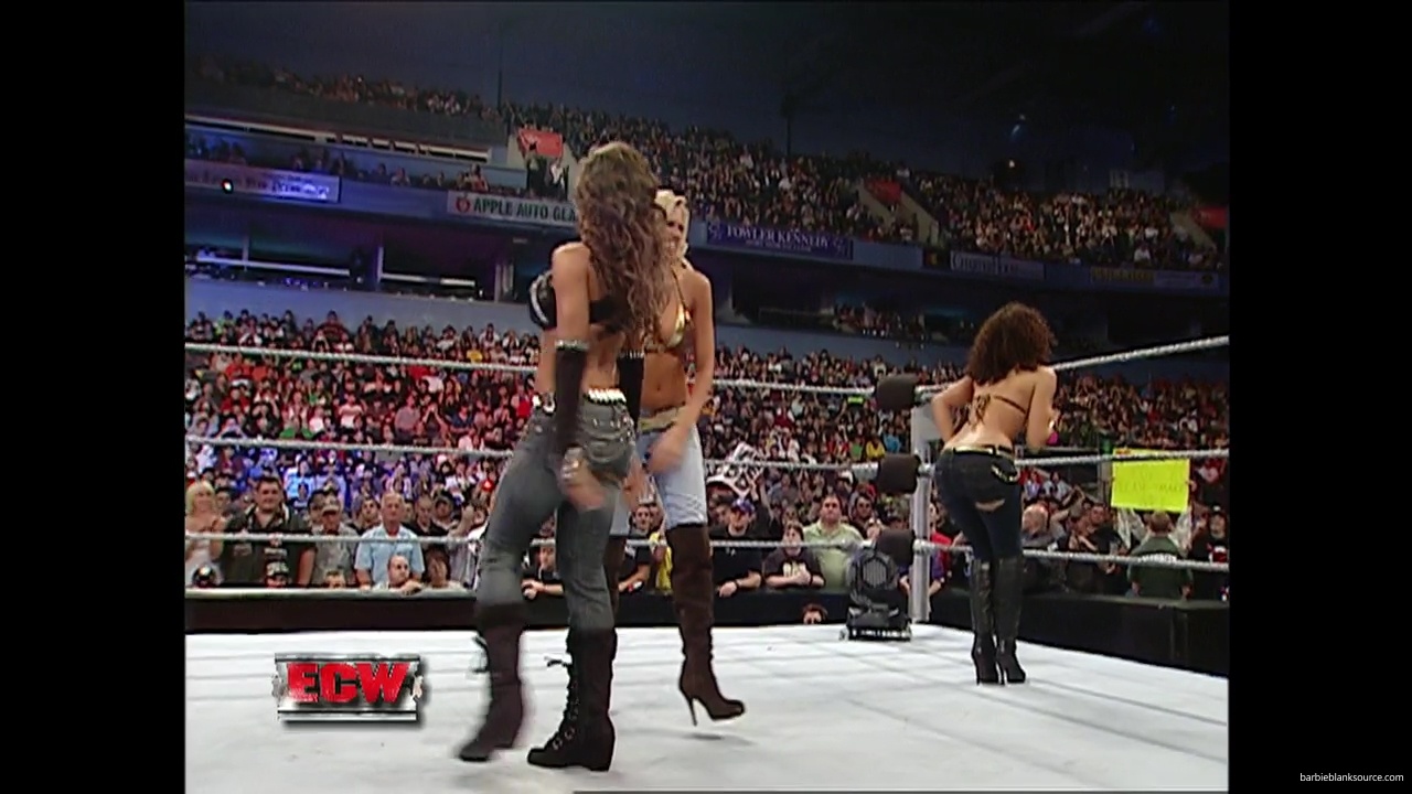 WWE_ECW_05_29_07_Extreme_Expose_Segment_mp40017.jpg