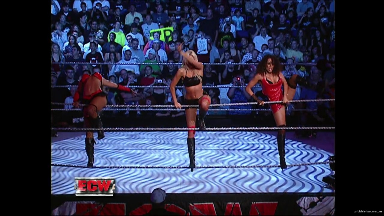 WWE_ECW_07_31_07_Extreme_Expose_Ringside_mp40073.jpg