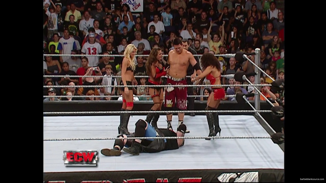 WWE_ECW_07_31_07_Extreme_Expose_Ringside_mp40193.jpg