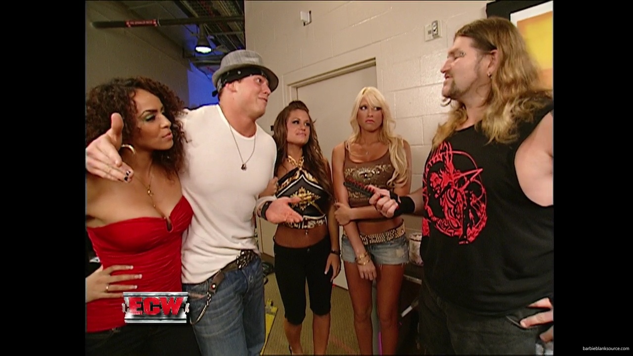 WWE_ECW_08_14_07_Kelly_Backstage_Segment_mp40400.jpg WWE_ECW_08_14_07_Kelly_Backstage_Segment_mp40400.jpg