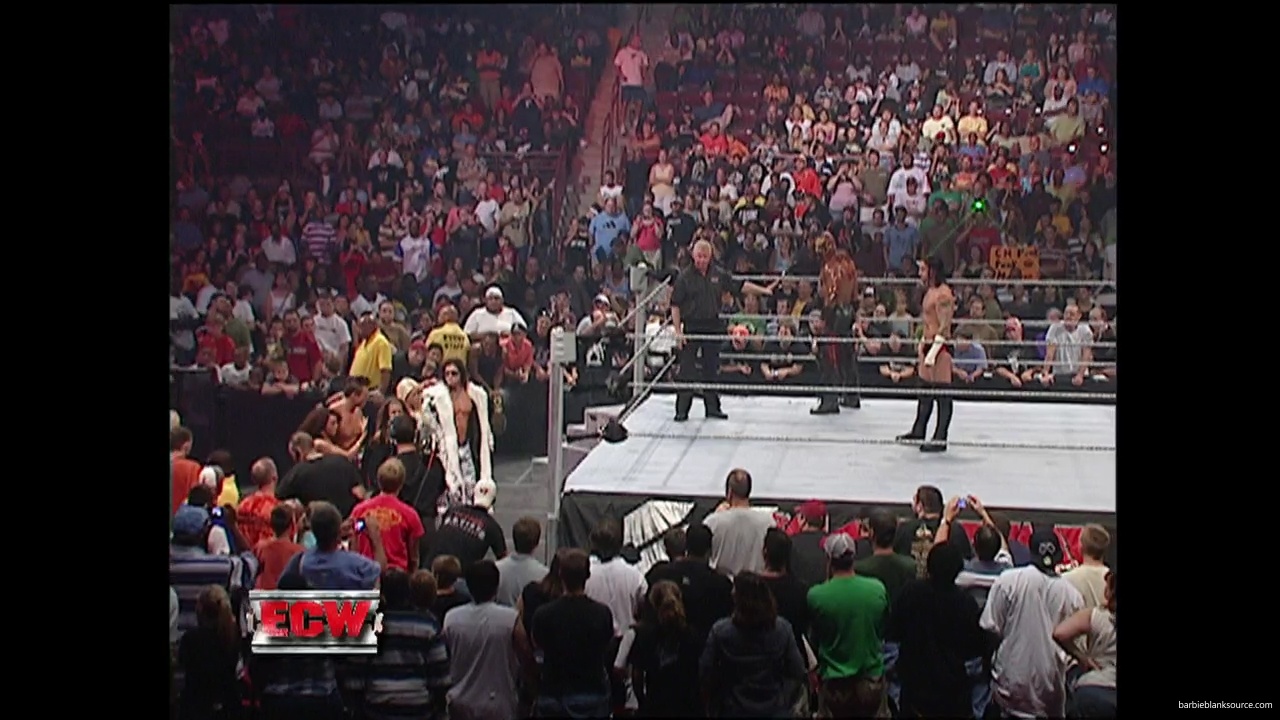 WWE_ECW_08_21_07_Extreme_Expose_Ringside_mp40509.jpg