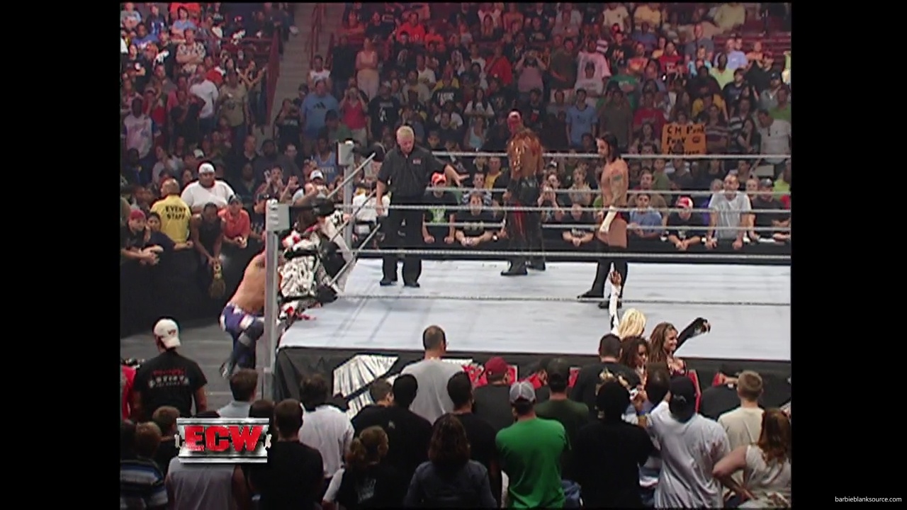 WWE_ECW_08_21_07_Extreme_Expose_Ringside_mp40514.jpg