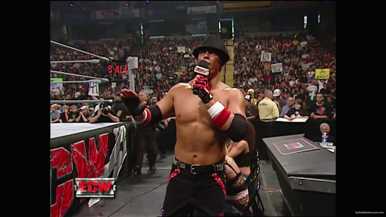 WWE_ECW_08_28_07_Extreme_Expose_Ringside_mp40704.jpg