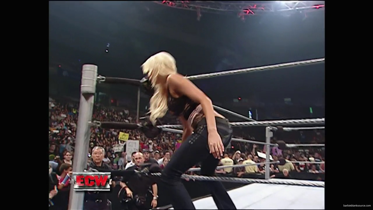 WWE_ECW_08_28_07_Extreme_Expose_Ringside_mp40777.jpg