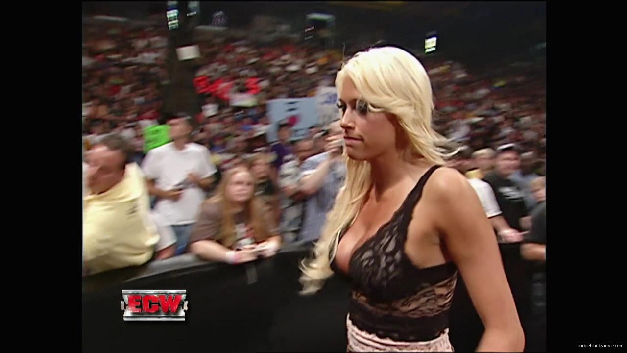 WWE_ECW_08_28_07_Extreme_Expose_Ringside_mp40780.jpg