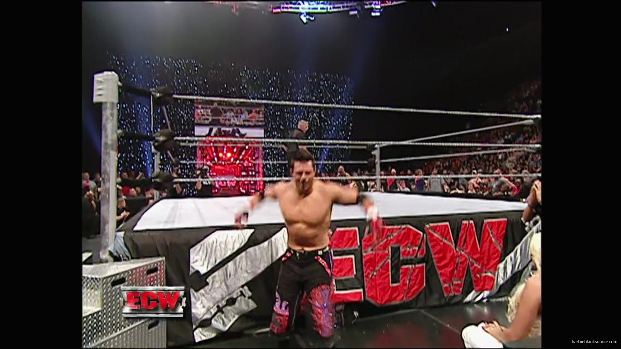 WWE_ECW_09_04_07_Extreme_Expose_Ringside_mp40865.jpg