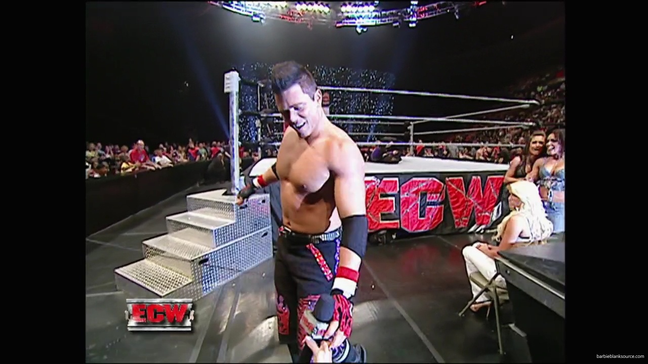 WWE_ECW_09_04_07_Extreme_Expose_Ringside_mp40868.jpg