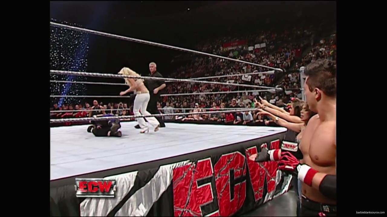 WWE_ECW_09_04_07_Extreme_Expose_Ringside_mp40885.jpg