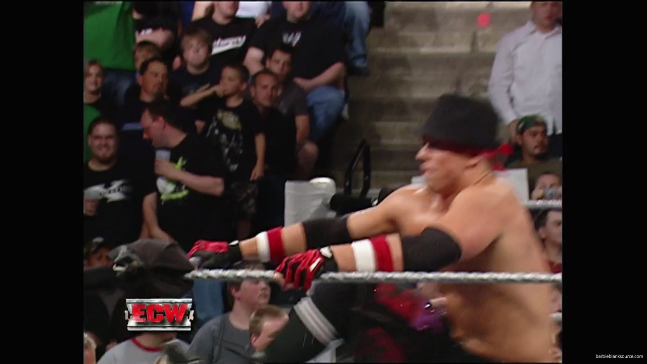 WWE_ECW_09_11_07_Extreme_Expose_Ringside_mp41009.jpg