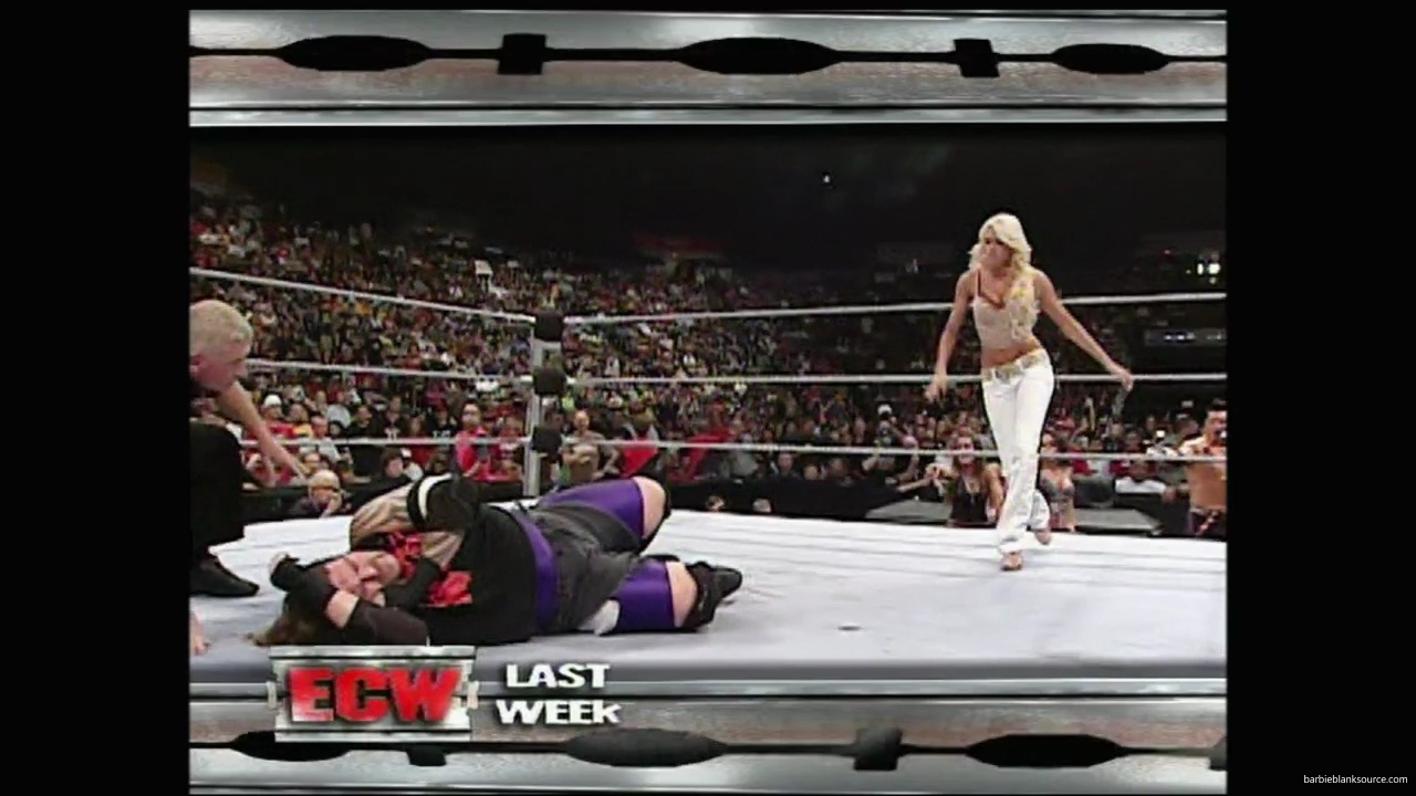 WWE_ECW_09_11_07_Extreme_Expose_Ringside_mp41027.jpg