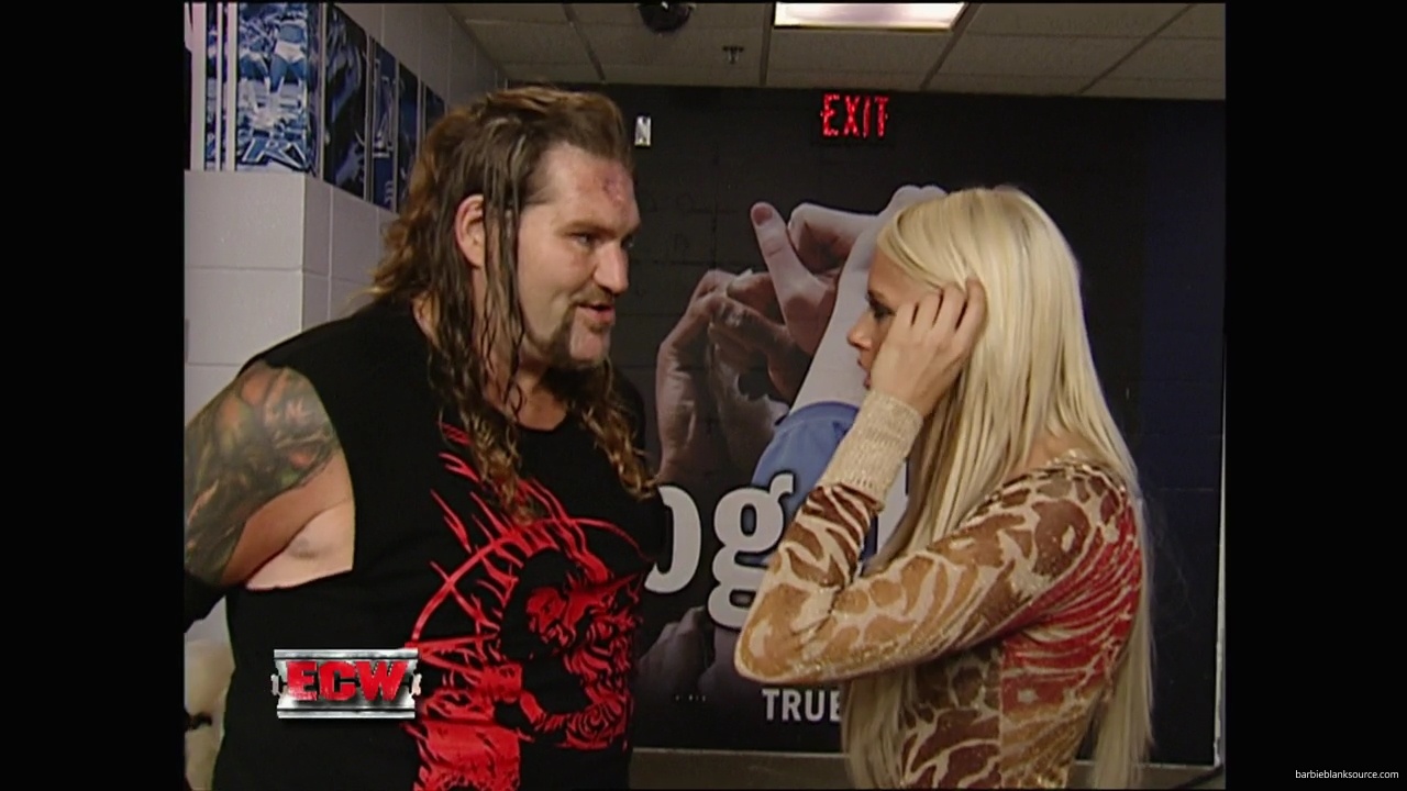 WWE_ECW_09_11_07_Kelly_Backstage_Segment_mp41122.jpg
