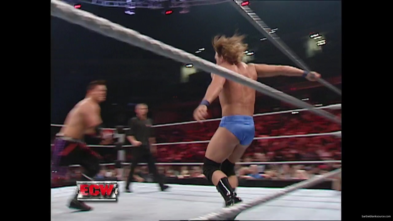 WWE_ECW_09_25_07_Extreme_Expose_Ringside_mp41507.jpg