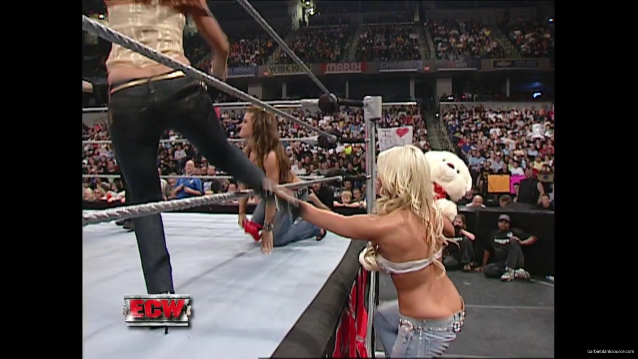 WWE_ECW_09_25_07_Extreme_Expose_Ringside_mp41523.jpg