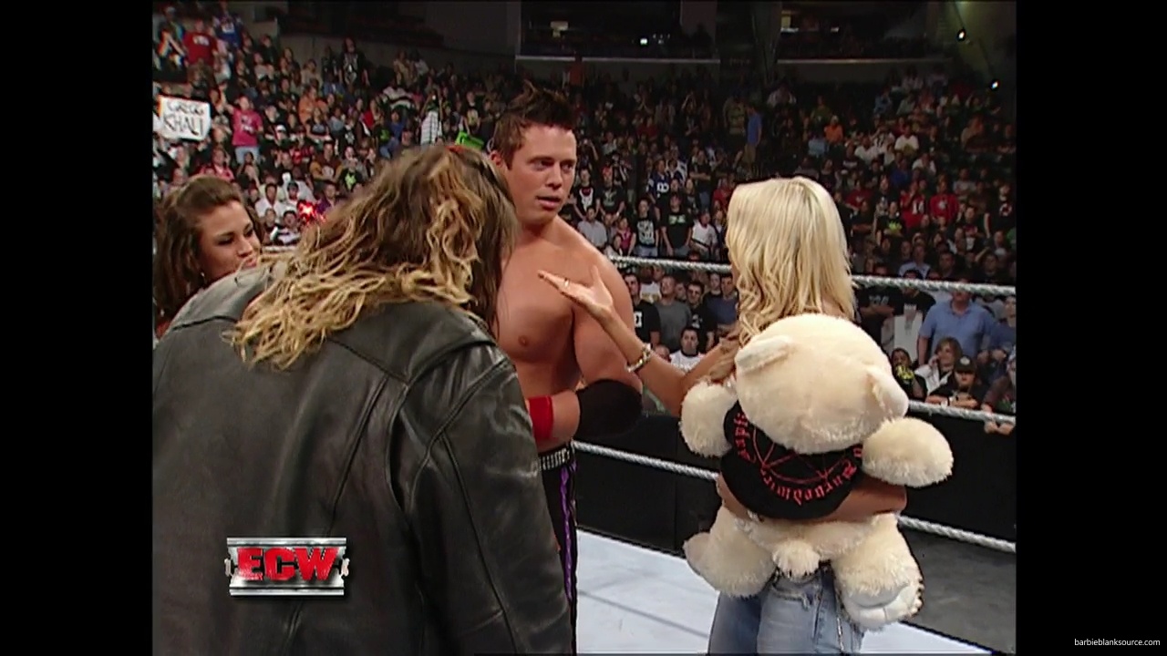 WWE_ECW_09_25_07_Extreme_Expose_Ringside_mp41598.jpg