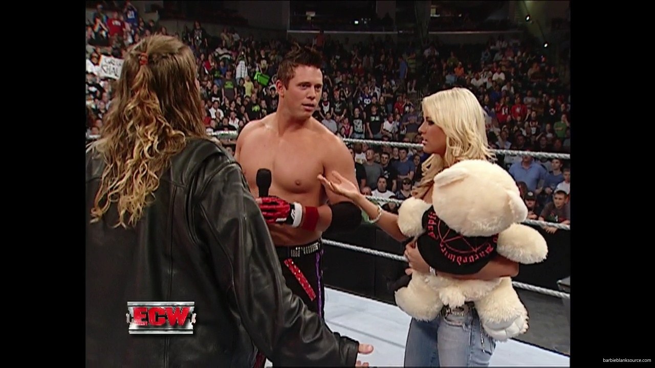 WWE_ECW_09_25_07_Extreme_Expose_Ringside_mp41599.jpg