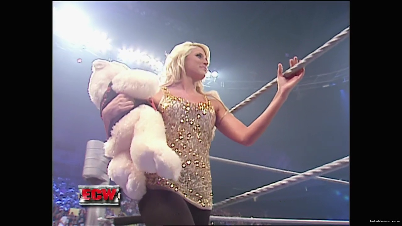 WWE_ECW_10_02_07_Kelly_Segment_mp40016.jpg