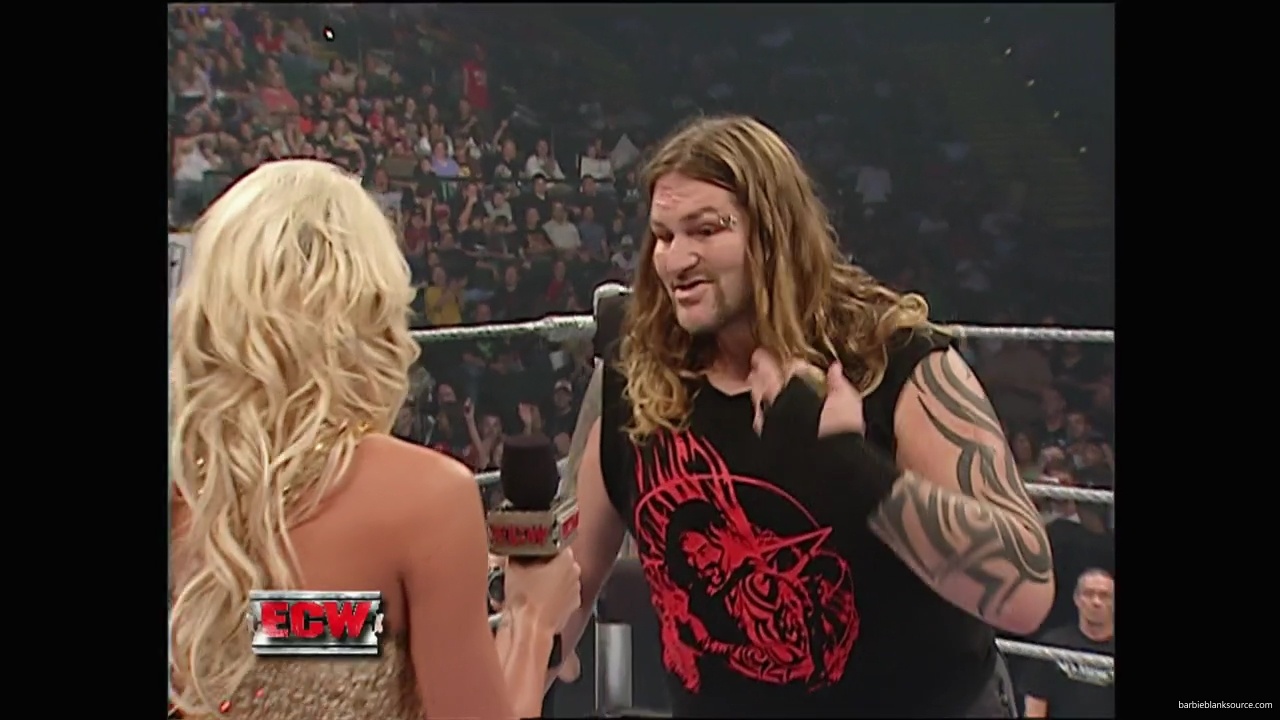 WWE_ECW_10_02_07_Kelly_Segment_mp40055.jpg