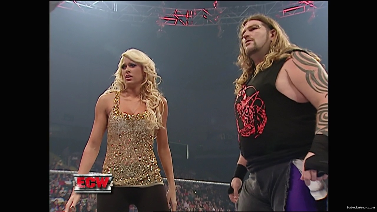 WWE_ECW_10_02_07_Kelly_Segment_mp40135.jpg