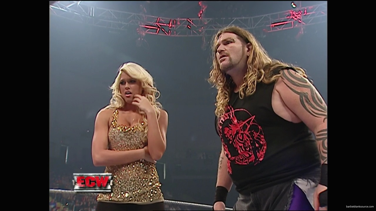 WWE_ECW_10_02_07_Kelly_Segment_mp40140.jpg