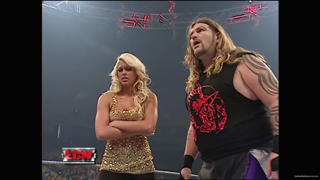 WWE_ECW_10_02_07_Kelly_Segment_mp40141.jpg