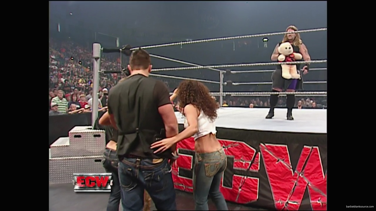 WWE_ECW_10_02_07_Kelly_Segment_mp40196.jpg