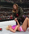 WWE_ECW_11_06_07_Kelly_vs_Layla_mp41079.jpg