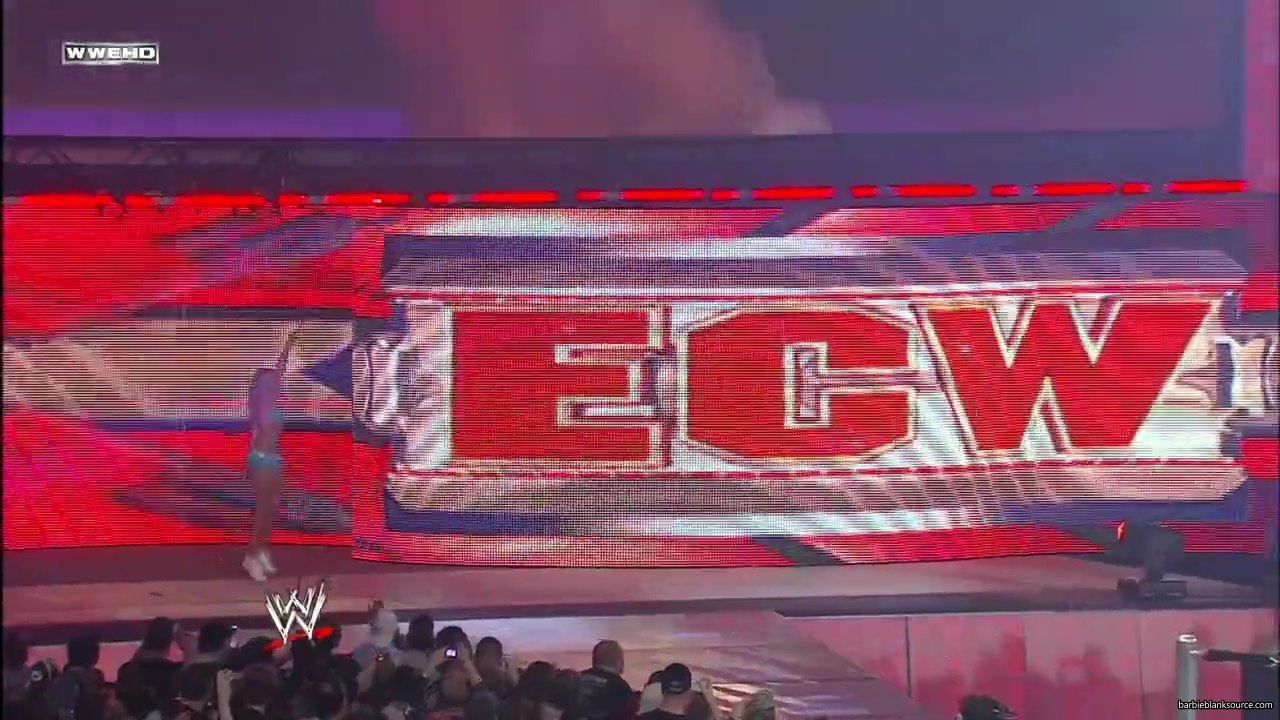 WWE_ECW_01_29_08_Kelly_vs_Victoria_mp40886.jpg