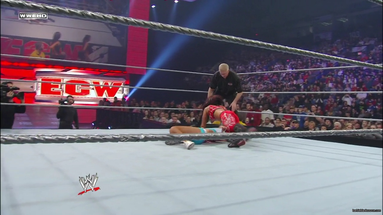 WWE_ECW_01_29_08_Kelly_vs_Victoria_mp40979.jpg