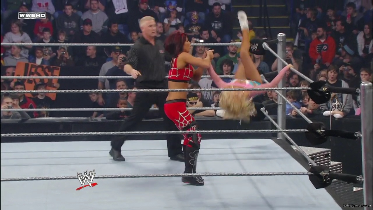 WWE_ECW_01_29_08_Kelly_vs_Victoria_mp40991.jpg