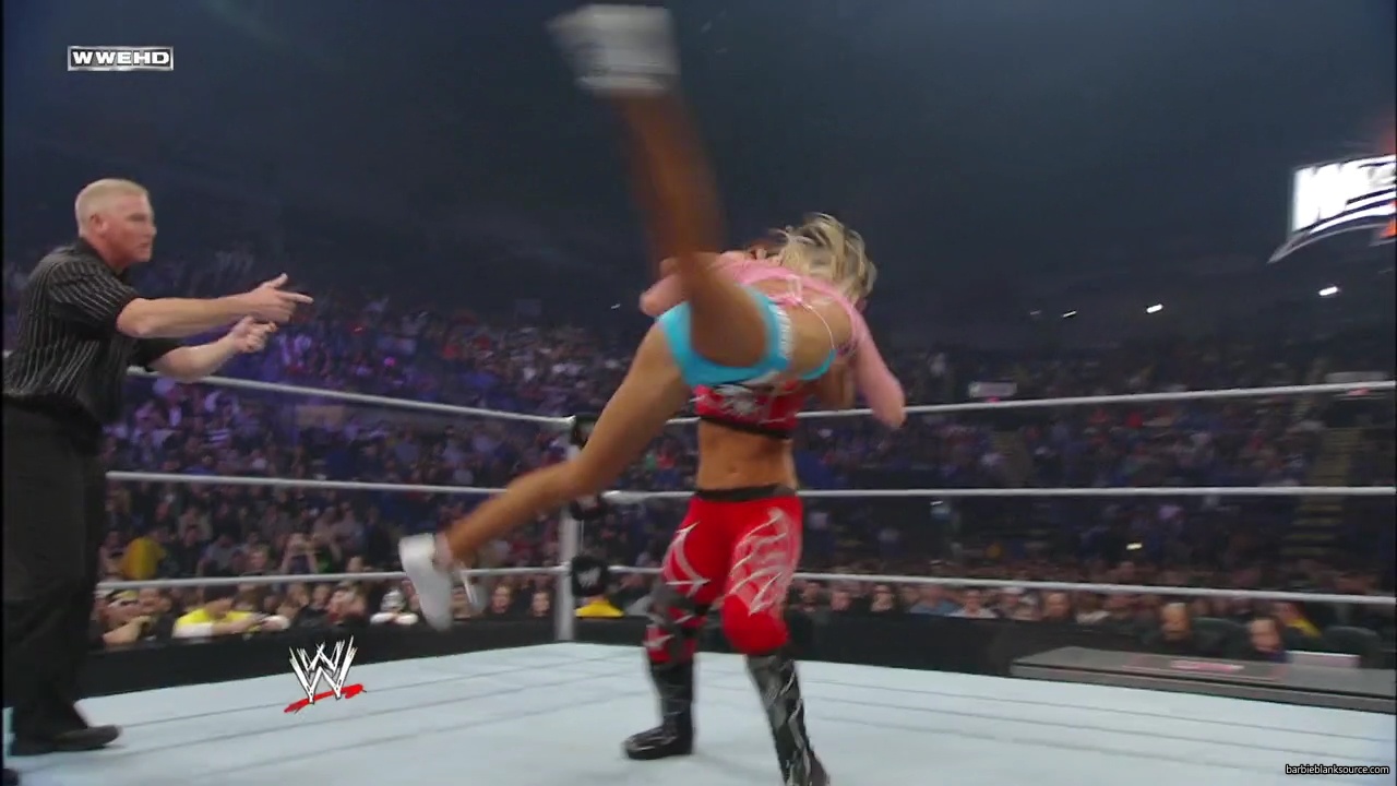 WWE_ECW_01_29_08_Kelly_vs_Victoria_mp41007.jpg