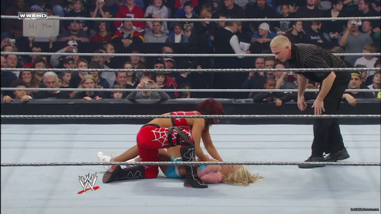WWE_ECW_01_29_08_Kelly_vs_Victoria_mp41036.jpg