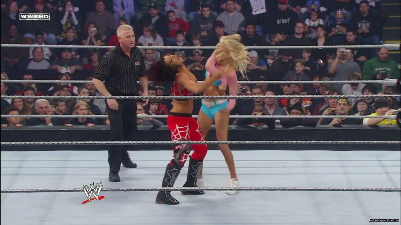 WWE_ECW_01_29_08_Kelly_vs_Victoria_mp41071.jpg