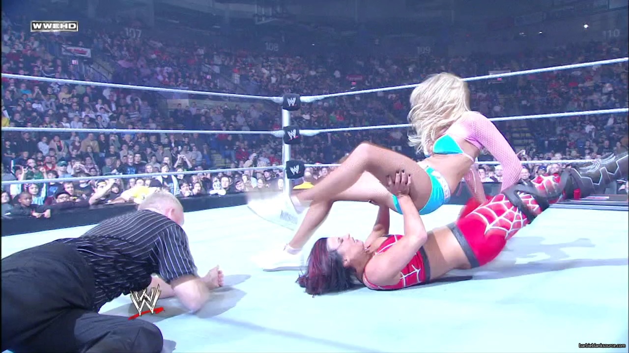 WWE_ECW_01_29_08_Kelly_vs_Victoria_mp41088.jpg