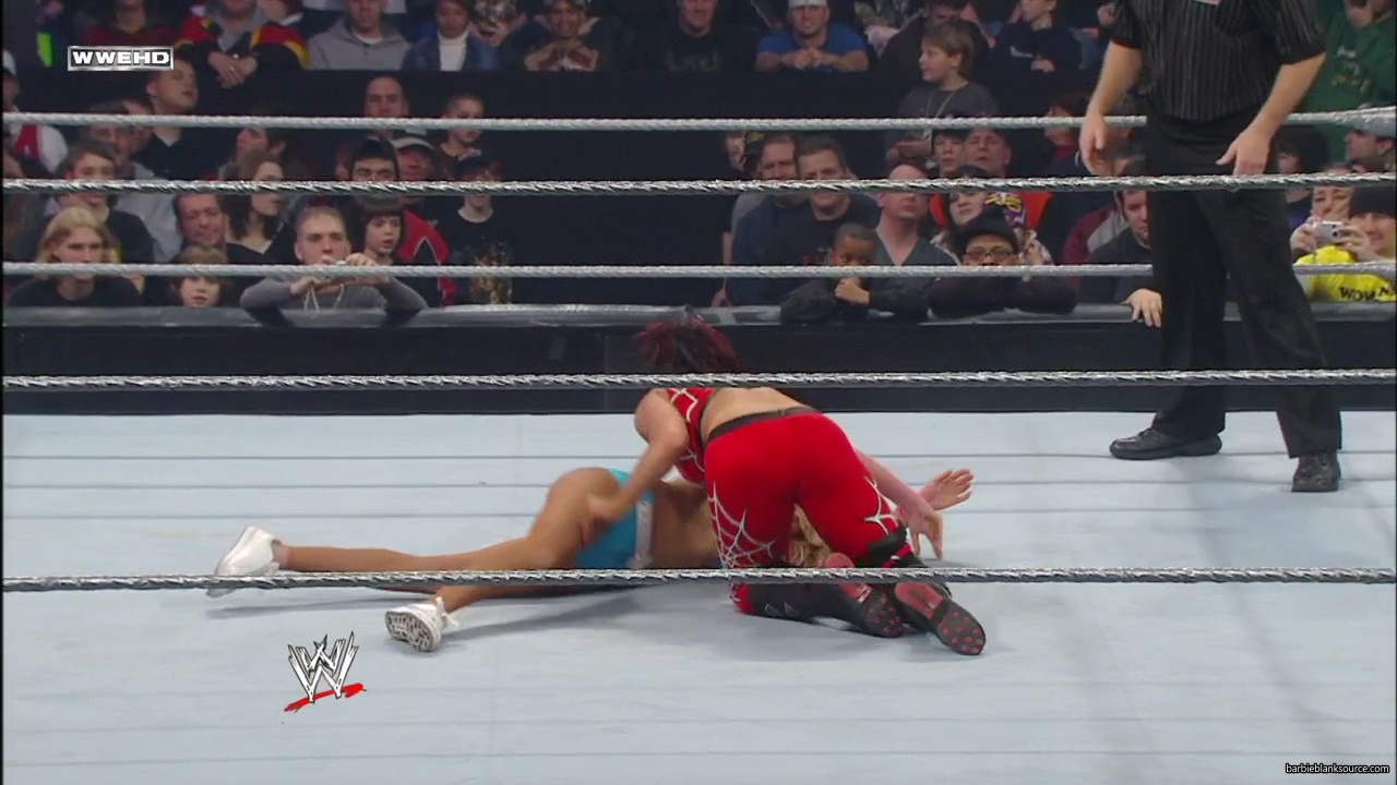 WWE_ECW_01_29_08_Kelly_vs_Victoria_mp41111.jpg