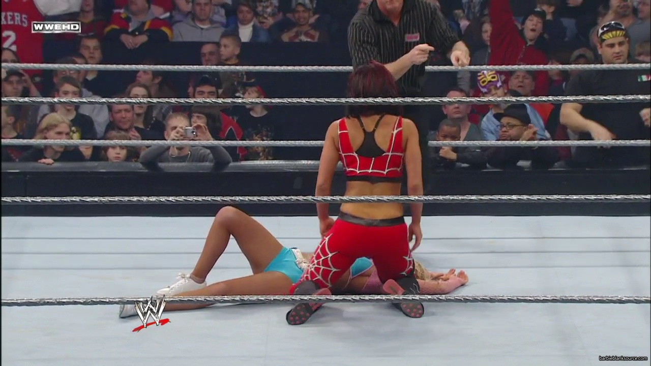 WWE_ECW_01_29_08_Kelly_vs_Victoria_mp41116.jpg