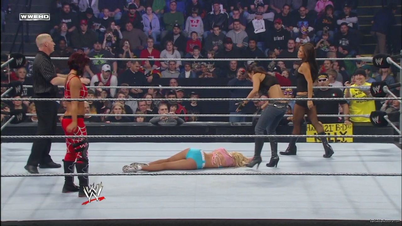 WWE_ECW_01_29_08_Kelly_vs_Victoria_mp41136.jpg