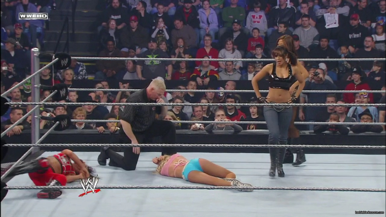 WWE_ECW_01_29_08_Kelly_vs_Victoria_mp41172.jpg