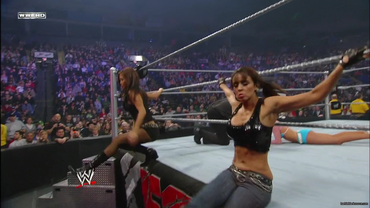 WWE_ECW_01_29_08_Kelly_vs_Victoria_mp41182.jpg